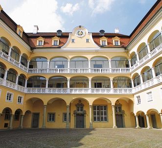 Innenhof von Schloss ob Ellwangen